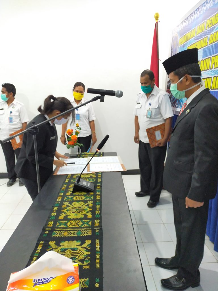 Pelantikan dan Pengambilan Sumpah/Janji Jabatan Fungsional Dokter, Penyuluh Narkoba dan Jabatan Struktural Eselon IV-A di Lingkungan Badan Narkotika Nasional Provinsi Nusa Tenggara Timur