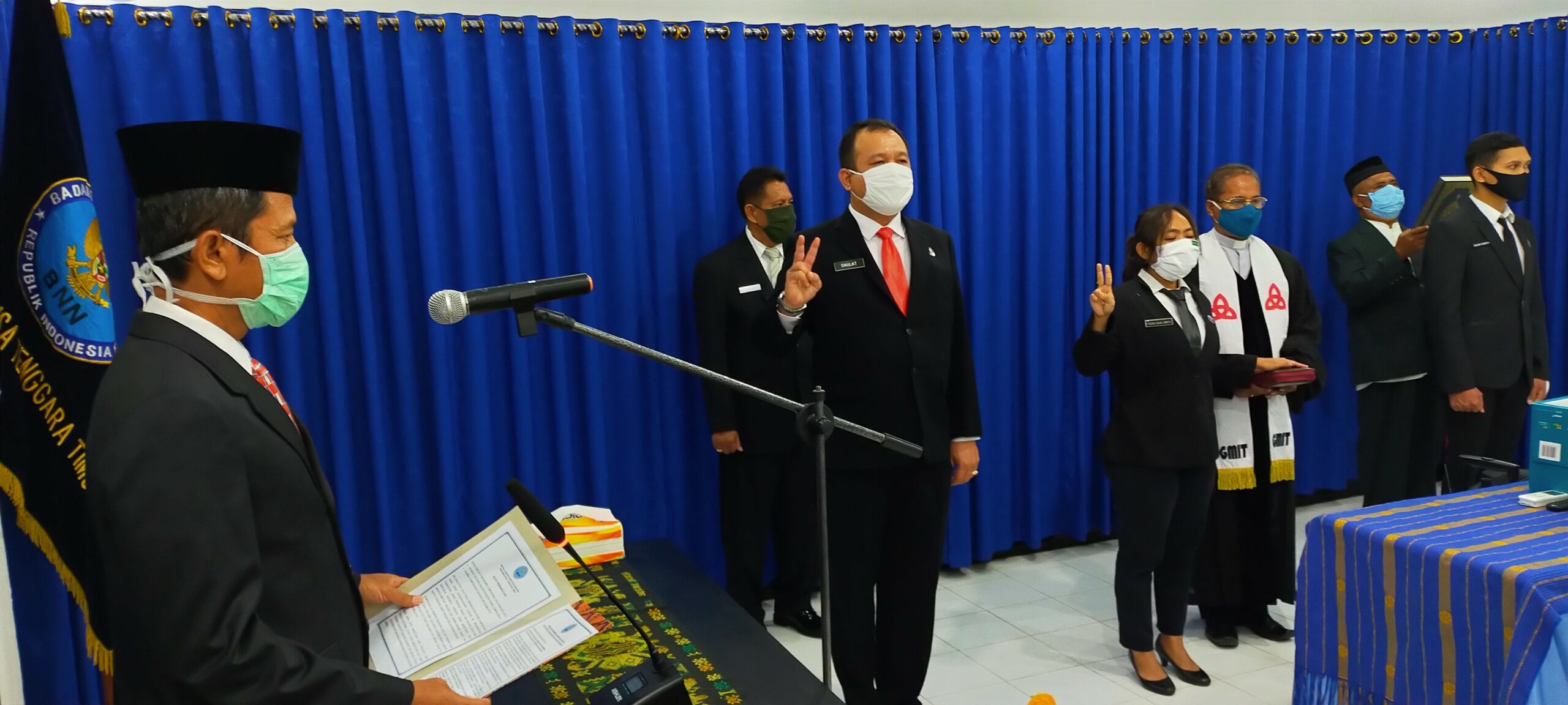 Pelantikan dan Pengambilan Sumpah/Janji Jabatan Fungsional Dokter, Penyuluh Narkoba dan Jabatan Struktural Eselon IV-A di Lingkungan Badan Narkotika Nasional Provinsi Nusa Tenggara Timur Pelantikan dan Pengambilan Sumpah/Janji Jabatan Fungsional Dokter, Penyuluh Narkoba dan Jabatan Struktural Eselon IV-A di Lingkungan Badan Narkotika Nasional Provinsi Nusa Tenggara Timur
