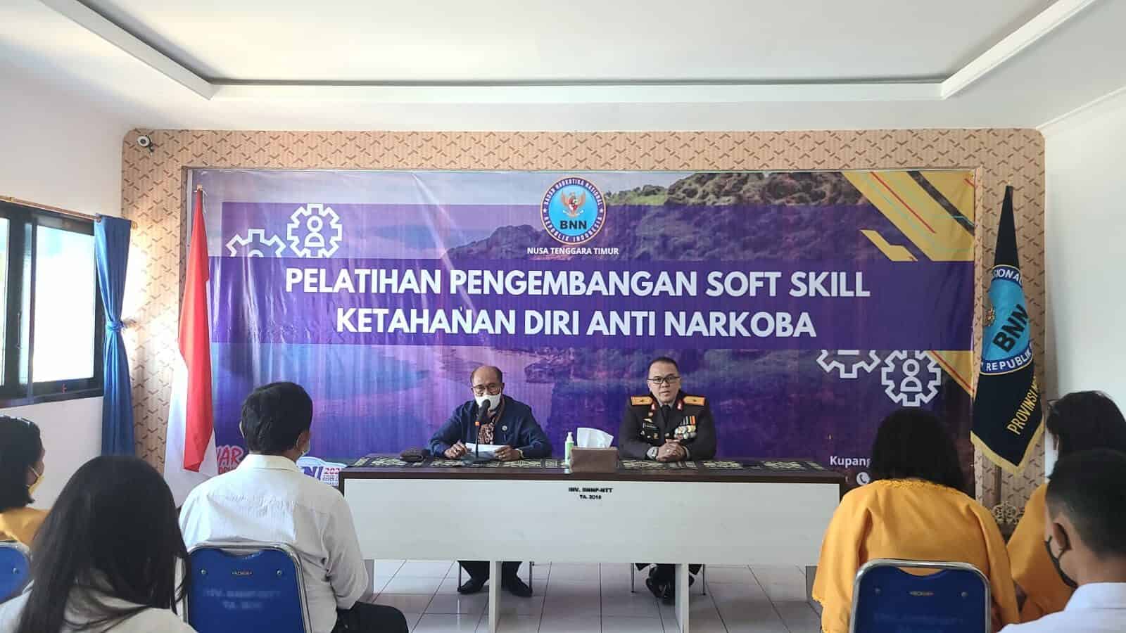 Pelatihan Softskill Ketahanan Diri Anti Narkoba di Siswa/i SMA Negeri 3 Kupang Pelatihan Softskill Ketahanan Diri Anti Narkoba di Siswa/i SMA Negeri 3 Kupang