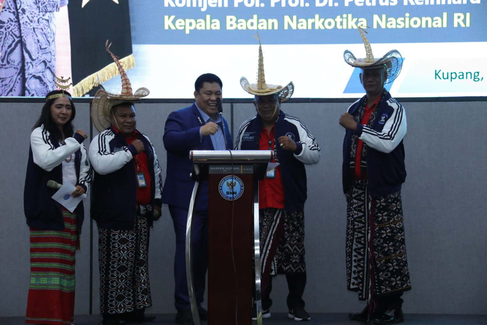 Kepala BNN Republik Indonesia Gemakan War On Drugs di Bumi Flobamrata Kepala BNN Republik Indonesia Gemakan War On Drugs di Bumi Flobamrata