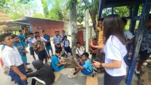 MO LAMARAN (Mobil Layanan Masyarakat Anti Narkoba) KIE P4GN MO LAMARAN (Mobil Layanan Masyarakat Anti Narkoba) KIE P4GN