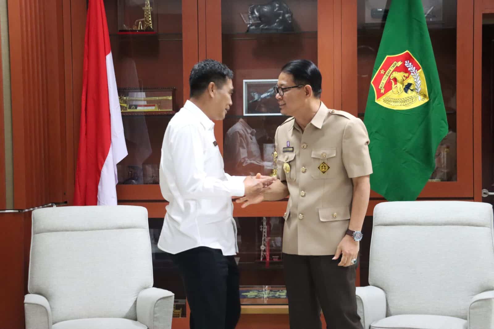 SEGERA SIAPKAN POLI RAWAT JALAN DAN RAWAT INAP BAGI PENYALAHGUNA NARKOBA, BNNP NTT DAPAT DUKUNGAN DARI PJ GUBERNUR NTT SEGERA SIAPKAN POLI RAWAT JALAN DAN RAWAT INAP BAGI PENYALAHGUNA NARKOBA, BNNP NTT DAPAT DUKUNGAN DARI PJ GUBERNUR NTT