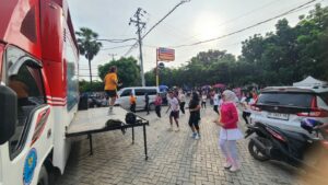 “CAR FREE DAY BERSINAR: SEHAT FISIK DAN MENTAL; Hempas Narkoba” “CAR FREE DAY BERSINAR: SEHAT FISIK DAN MENTAL; Hempas Narkoba”